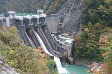 出し平発電所
