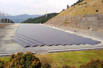 山崎太陽光発電所