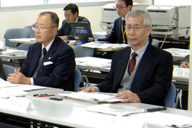 大森委員長、宮崎副委員長(左から)