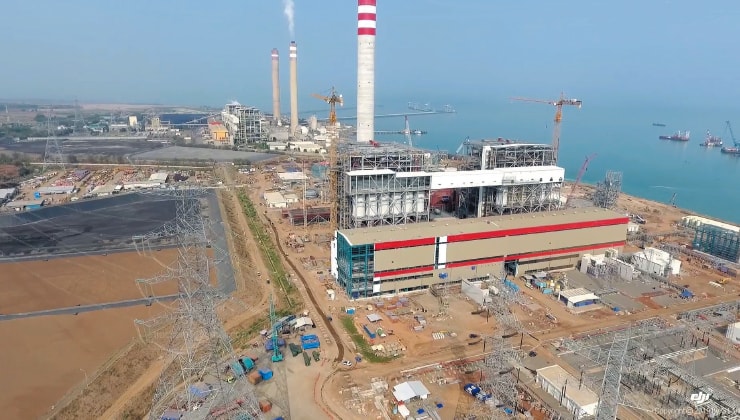 インドネシアの石炭火力発電所建設風景
