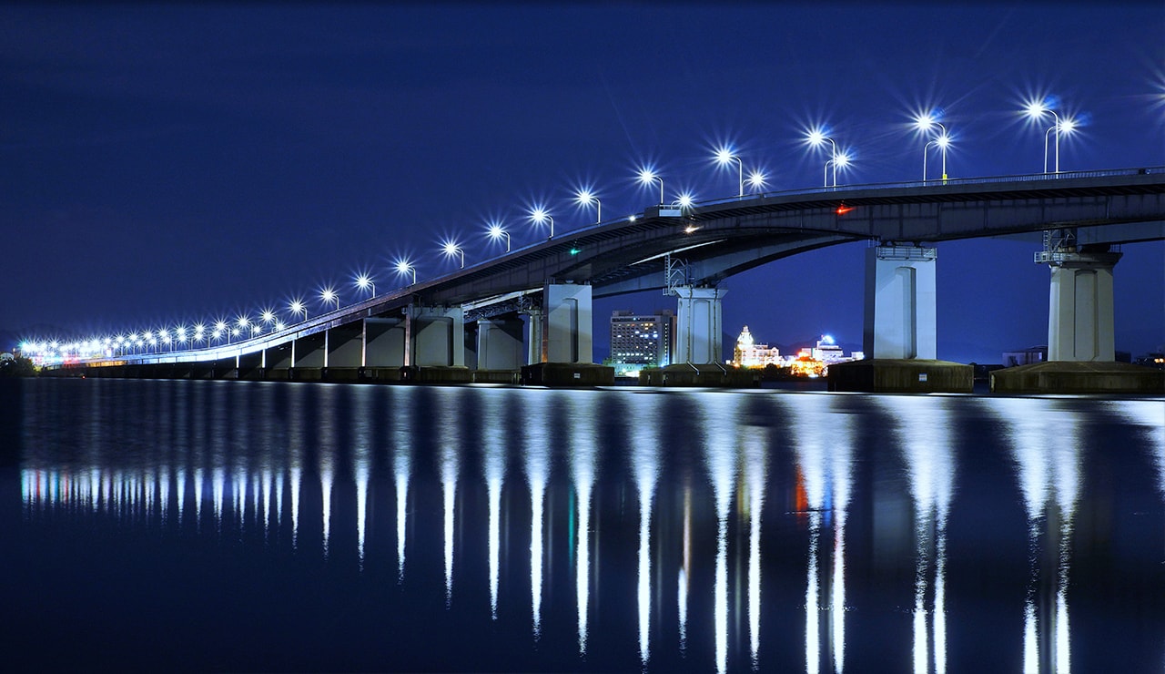 琵琶湖大橋