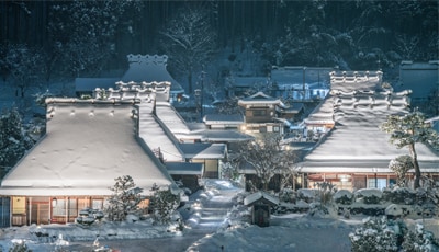 美山町北かやぶきの里 雪灯廊