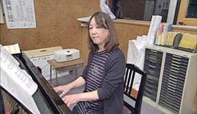 「混声合唱団　四季」の活動の様子