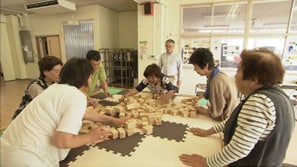 「西津やうちのシルバーカフェ『いぶし銀の会』」の活動の様子