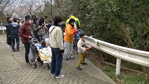 「一般社団法人　足羽山こどもとあそぶＬａｂ」の活動の様子