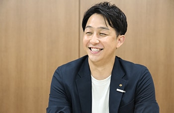 広報室　インターナルコミュニケーショングループ　石川洋輔