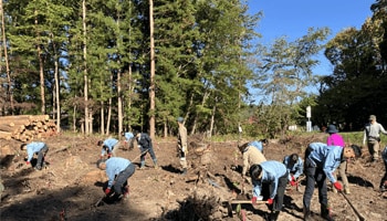 2025年10月に実施した植樹式の様子