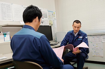 定検に向け綿密な調整を重ねる