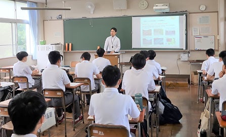 高等学校で実施した出前教室