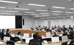 第６回原子力安全検証委員会の様子