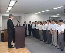 原子力事業本部長・森本 浩志の社員への挨拶の様子（7月25日）