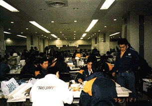 写真4-21-3　神戸支店非常災害対策本部（支店地下食堂内）