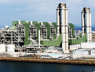 当社最大の火力発電所「姫路第二発電所」 当社最大の火力発電所「姫路第二発電所」
