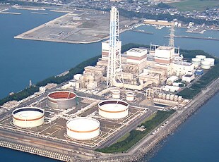 日本で初めて人工島に造られた御坊発電所