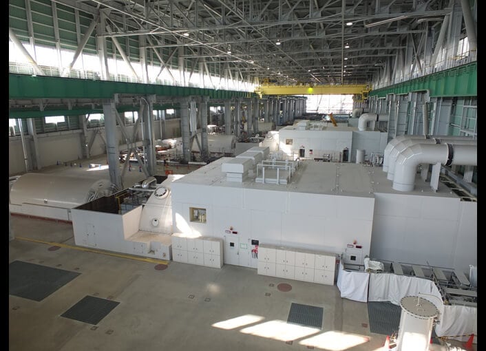 本館内の主要発電設備据え付け状況
