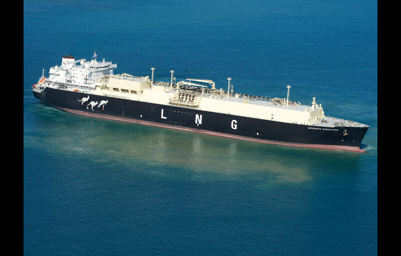 プルートプロジェクトから初出荷されるLNGを輸送する「ウッドサイド・ドナルドソン号」