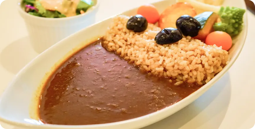 現地でしか味わえない「食」