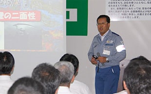 浜営業所 安全衛生大会における公演