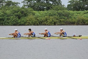 男子舵手つきフォア1位:左から武田、田中、澤田、瀬戸、青池 男子舵手つきフォア1位:左から武田、田中、澤田、瀬戸、青池