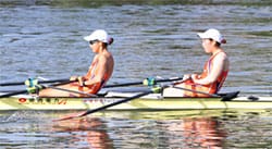 ダブルスカル4位(左より吉田・村松) ダブルスカル4位(左より吉田・村松)