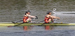 ダブルスカル3位(左より今井・納田) ダブルスカル3位(左より今井・納田)